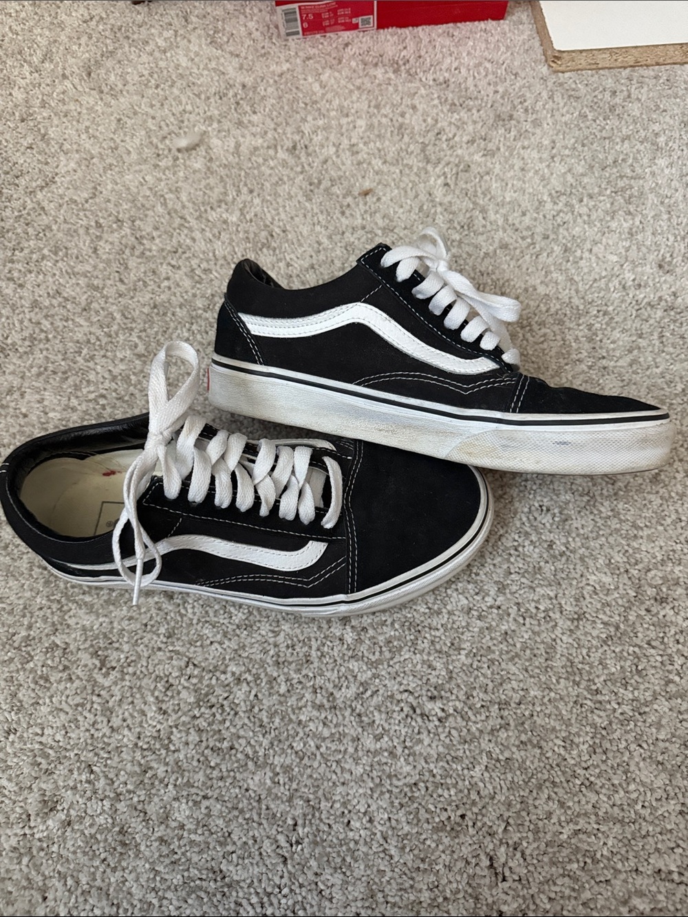 Vans Black and White Old Skool Low-Top Sneakers - Women's